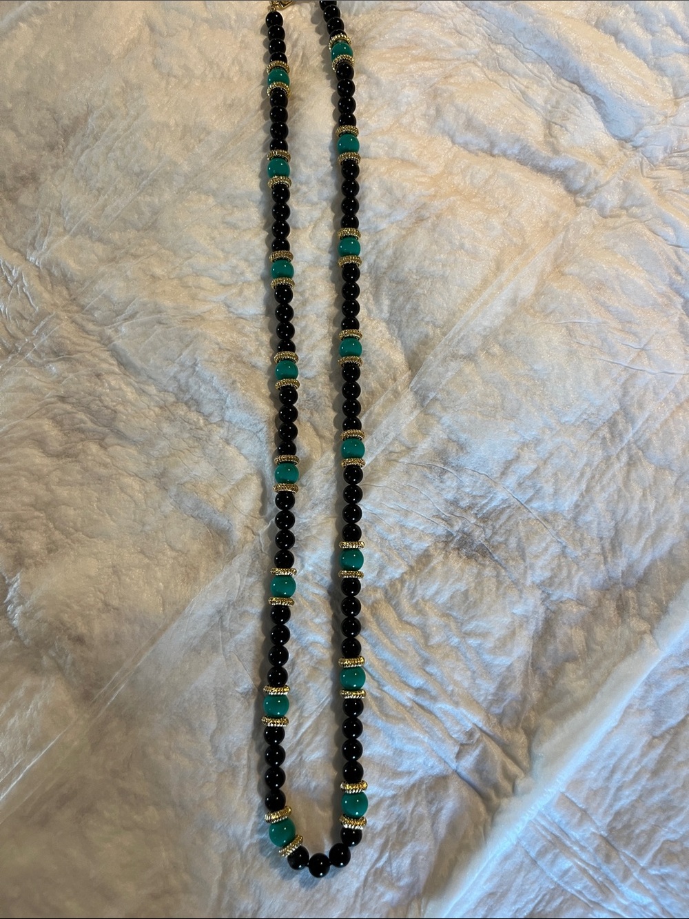 Source Unknown Black and Teal Beaded Necklace with Gold Accents